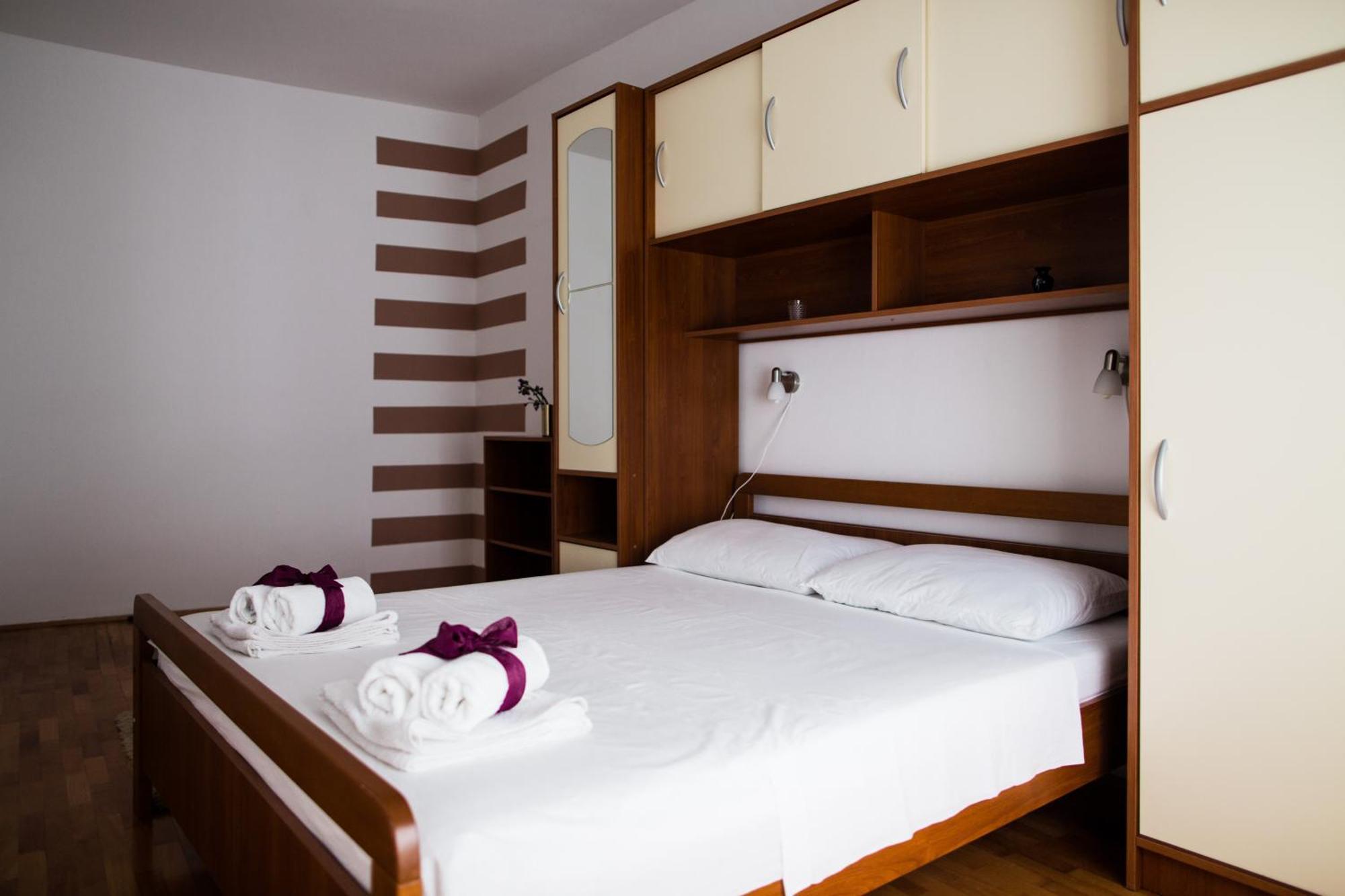 Apartments Kanajet Kaštela エクステリア 写真