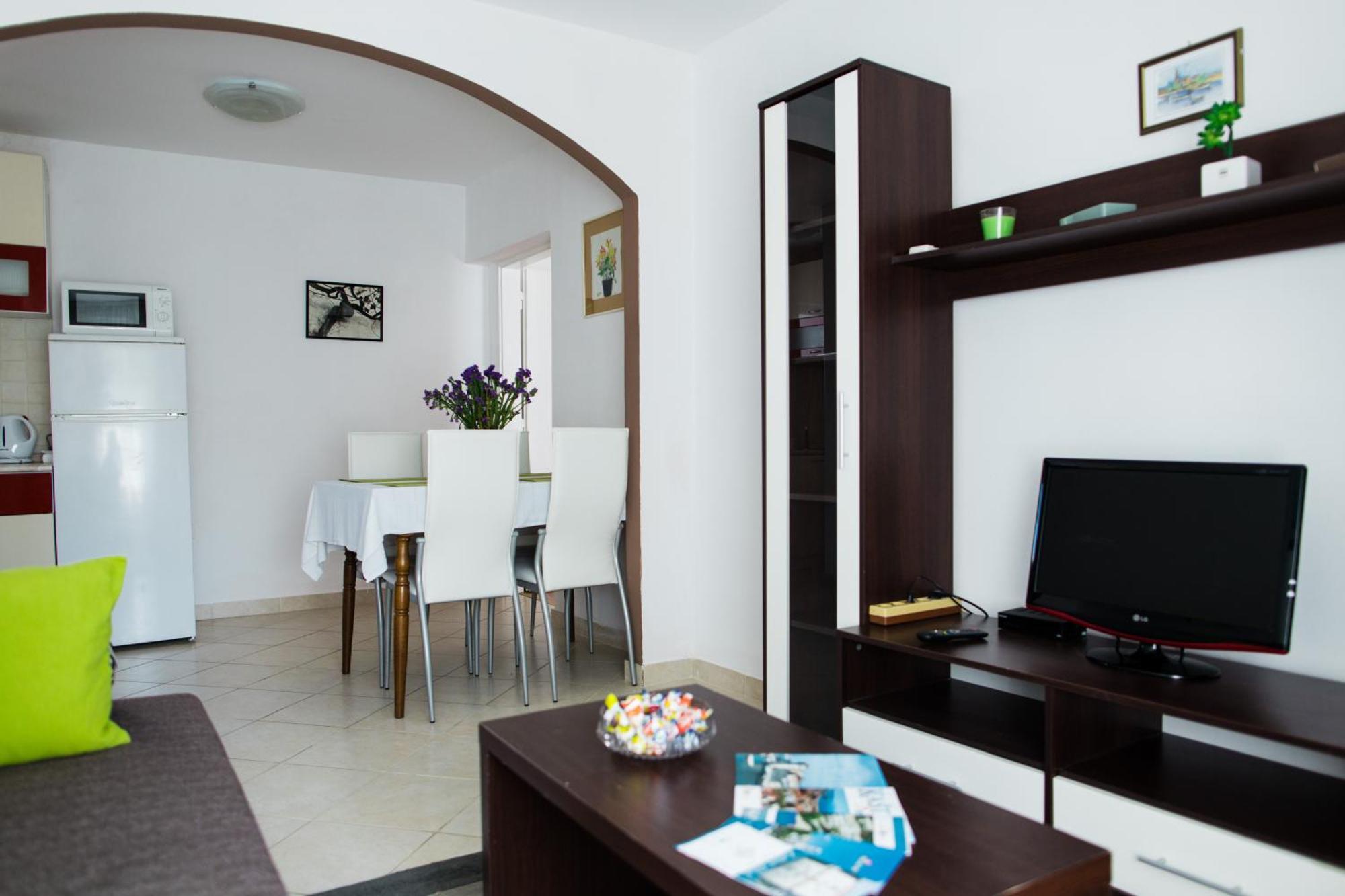 Apartments Kanajet Kaštela エクステリア 写真