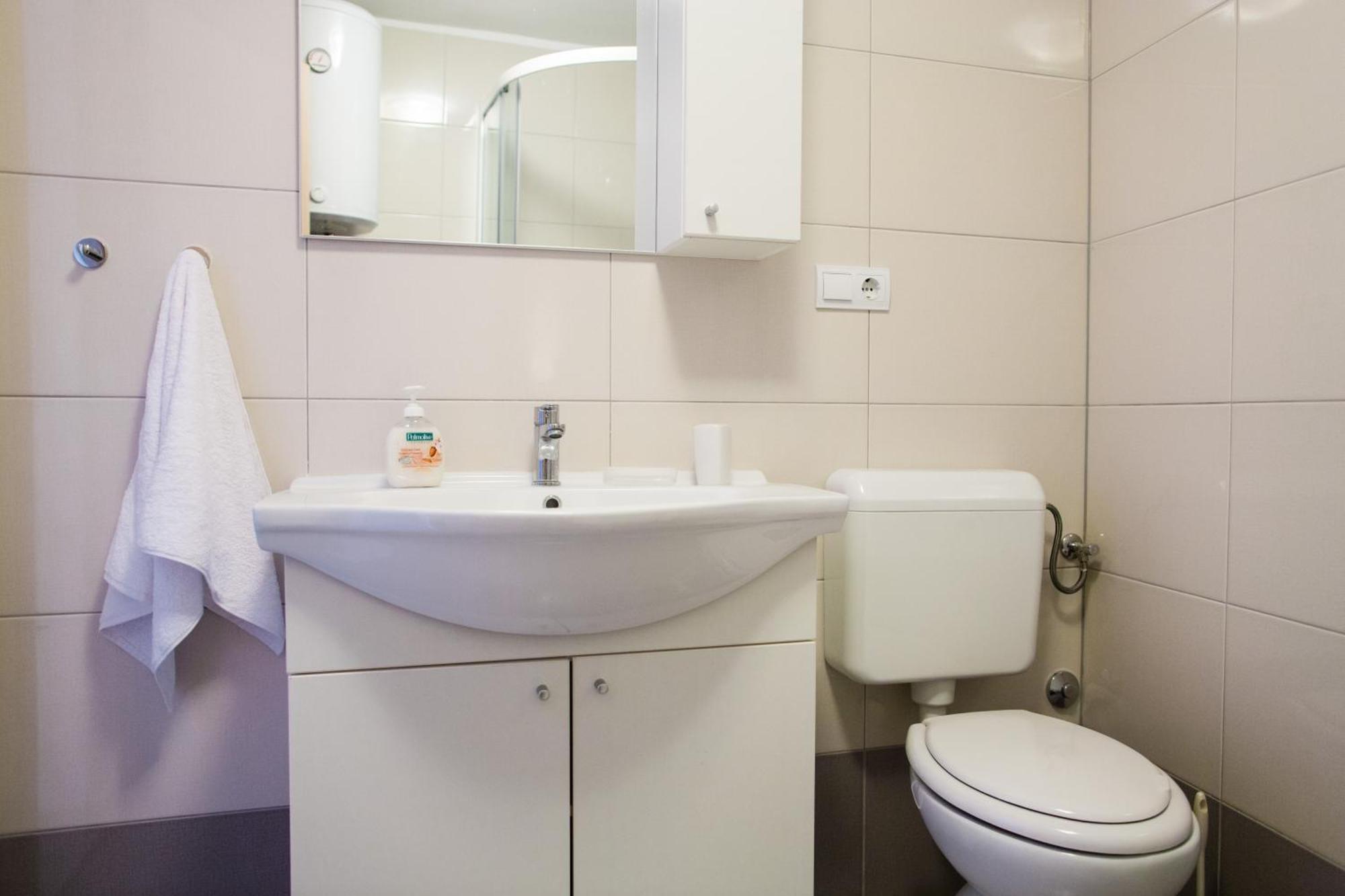 Apartments Kanajet Kaštela エクステリア 写真
